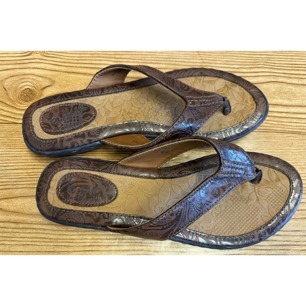 b.o.c. Born Concept Brown Floral Embossed Thong Sandals Women's Sz 8 - Picture 7 of 9